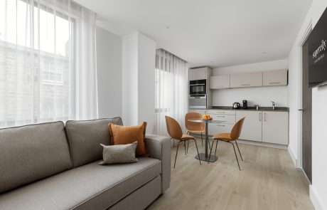 Supercity Aparthotel