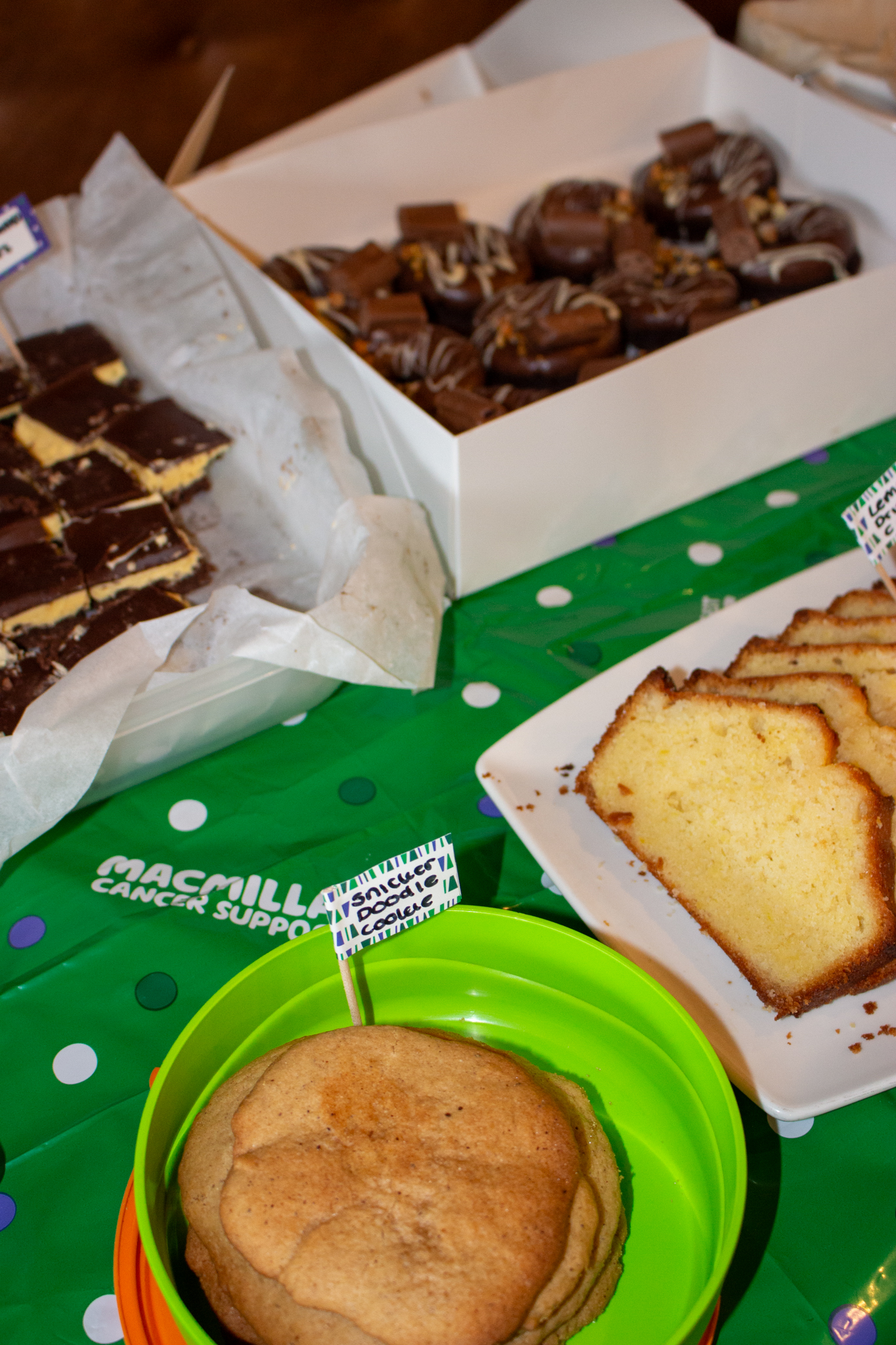 Macmillan breakfast snickerdoodle cookies, lemon drizzle cake